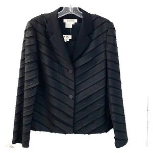 NWT Blue Ice black blazer comes with cami.